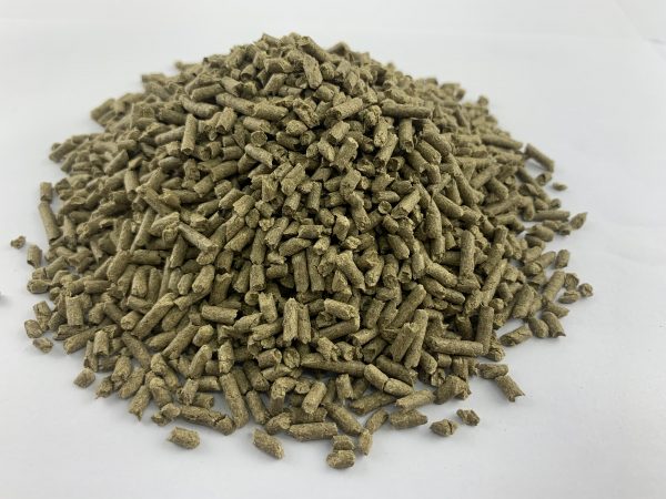 mugwort bamboo cat litter scaled